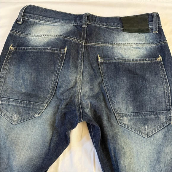 Zara Men's Dark Blue Straight Jeans with Distressed Details - Picture 5 of 8